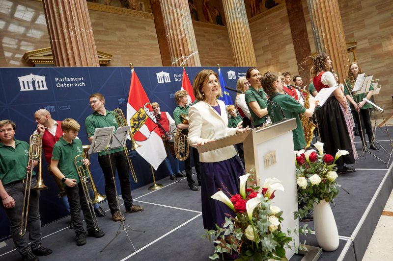 Begrüßung. Bundesratspräsidentin Andrea Eder-Gitschthaler (ÖVP)