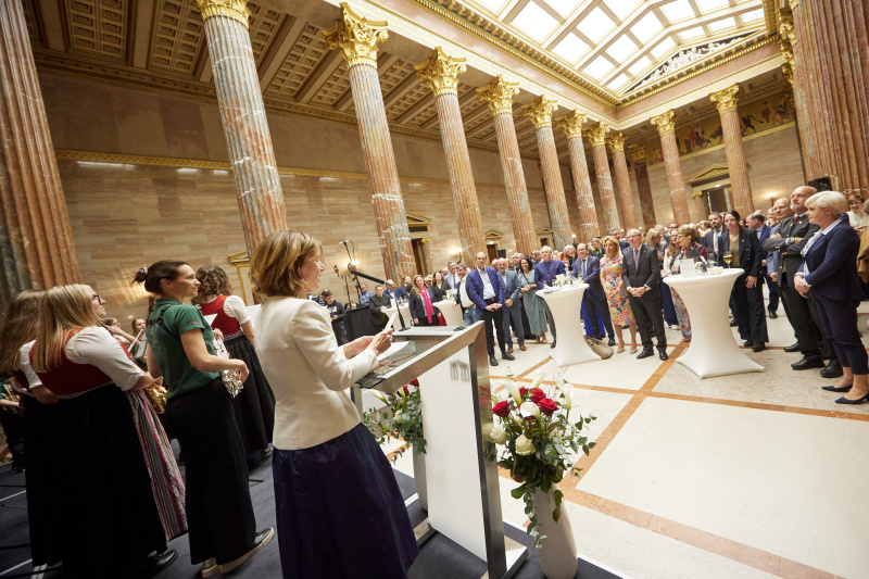 Begrüßung. Bundesratspräsidentin Andrea Eder-Gitschthaler (ÖVP)