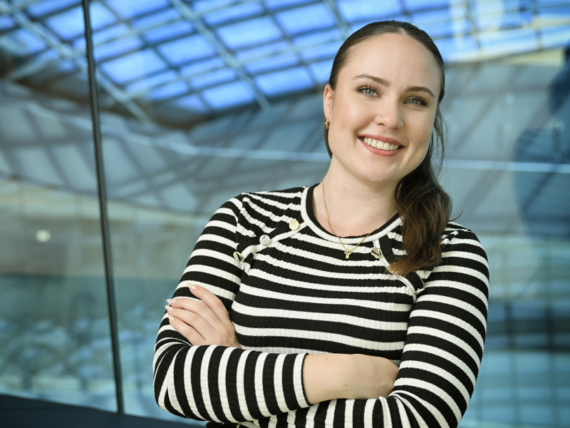 Portraitbild Assistentin Pascale Fischer