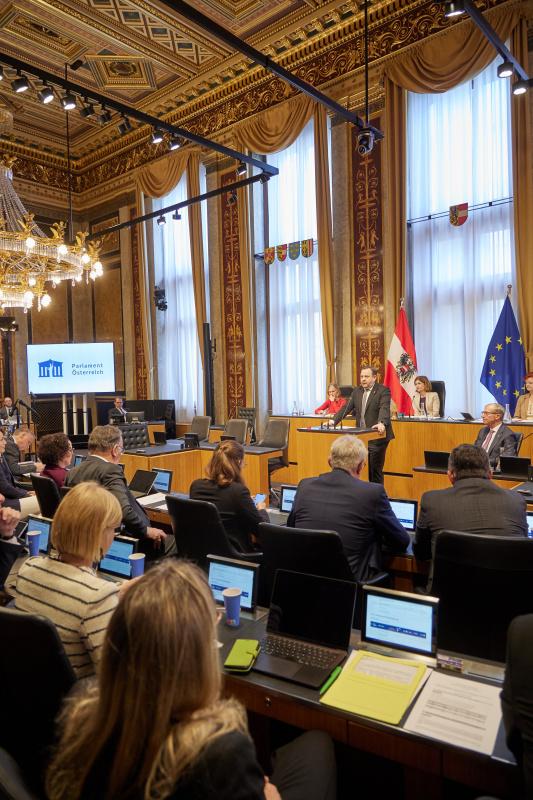 Am Redner:innenpult Bundesrat Franz Ebner (ÖVP)