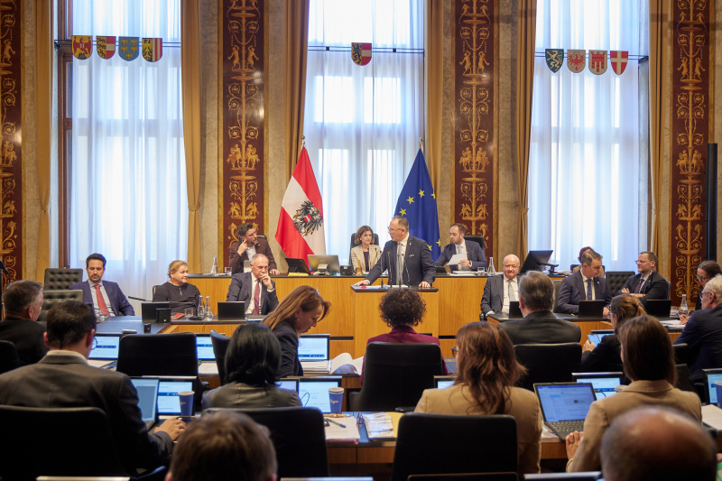 Am Redner:innenpult Bundesrat Günter Pröller (FPÖ)