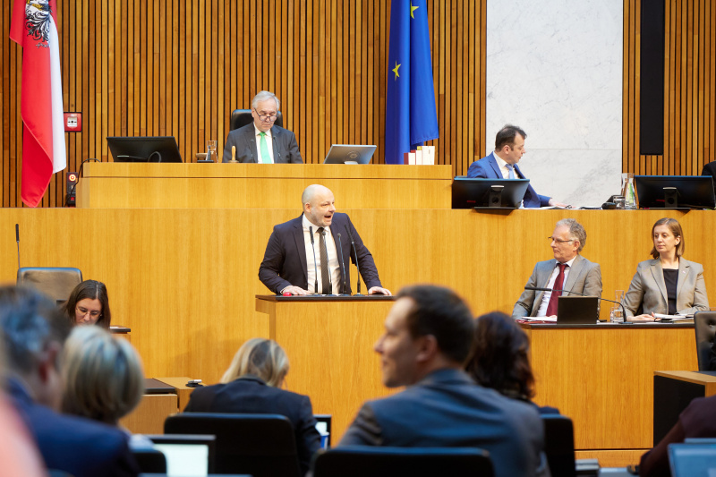 Am Redner:innenpult: Nationalratsabgeordneter Thomas Spalt (FPÖ)