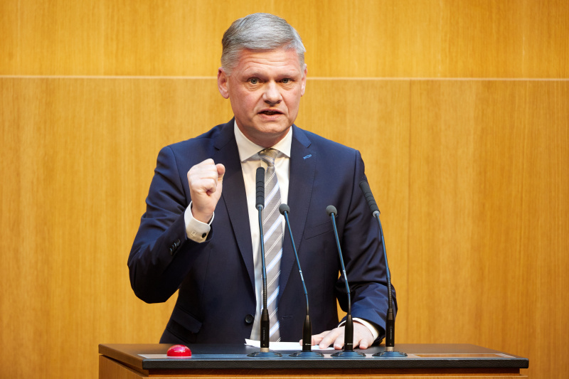 Am Redner:innenpult: Nationalratsabgeordneter Andreas Hanger (ÖVP)