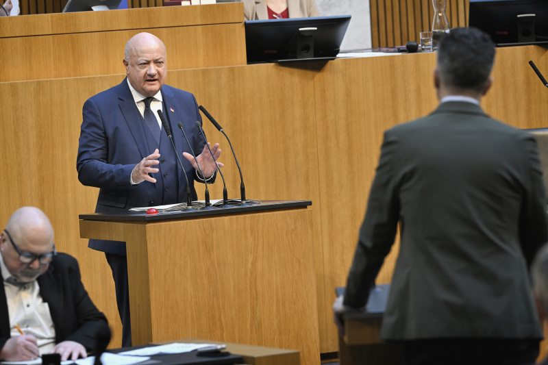 Fragenbeantwortung durch Bundeskanzler Christian Stocker (ÖVP)