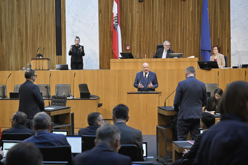 Fragenbeantwortung durch Bundeskanzler Christian Stocker (ÖVP)