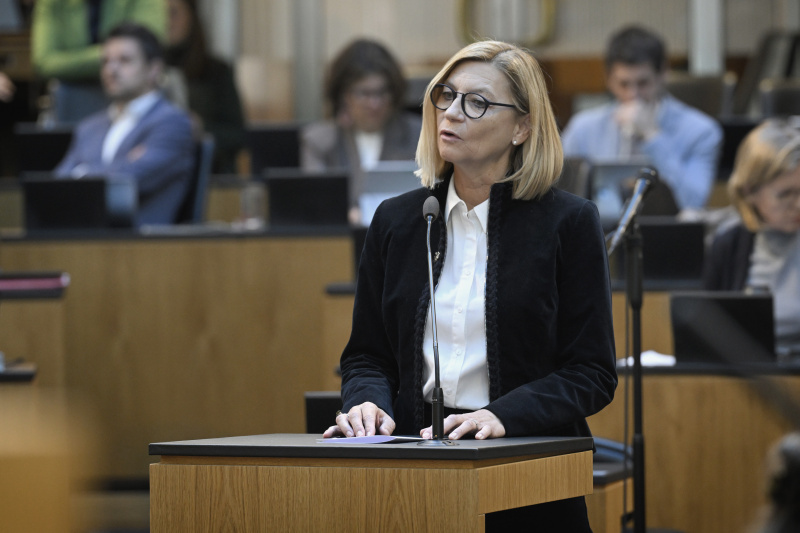 Fragestellung Nationalratsabgeordnete Daniela Gmeinbauer (ÖVP)