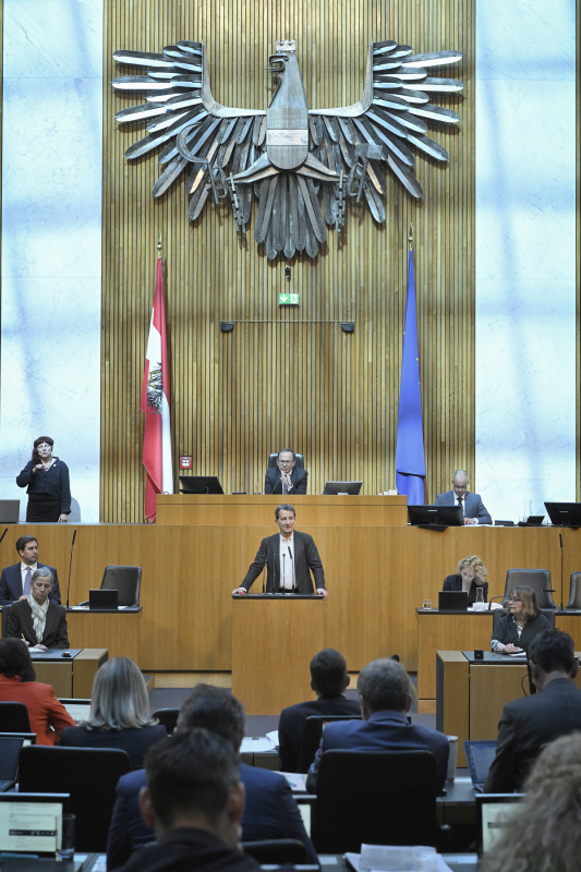 Am Redner:innenpult: Nationalratsabgeordneter Christian Oxonitsch (SPÖ)