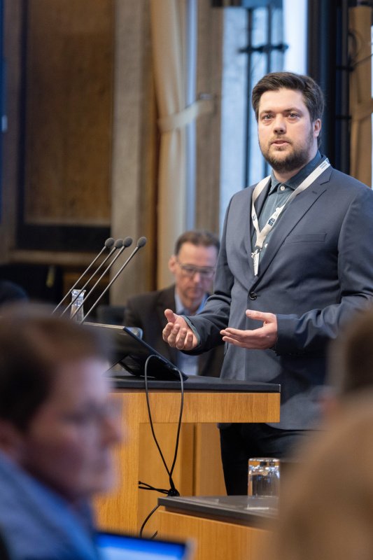 Vortrag. Wissenschafter Georg Henning, Deutsches Zentrum für Altersfragen