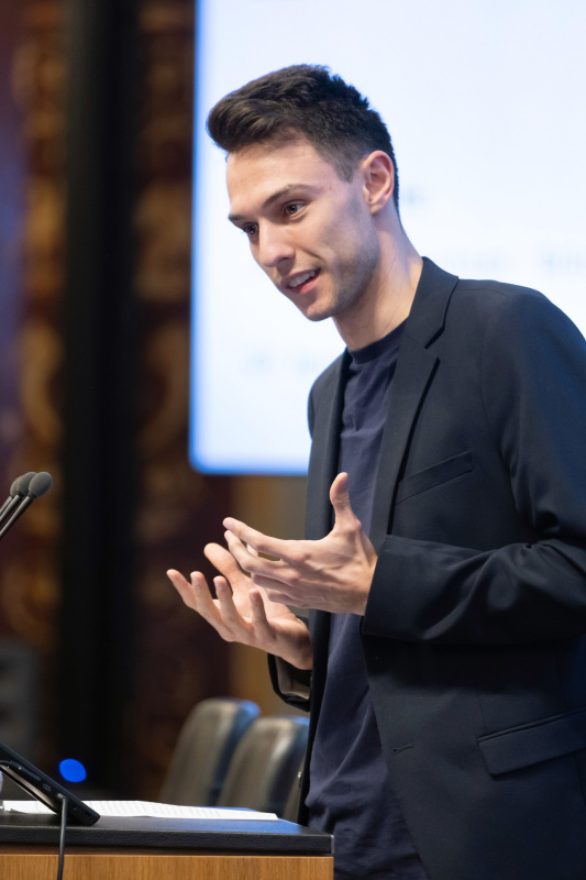 Diskussion. Nationalratsabgeordneter Paul Stich (SPÖ)
