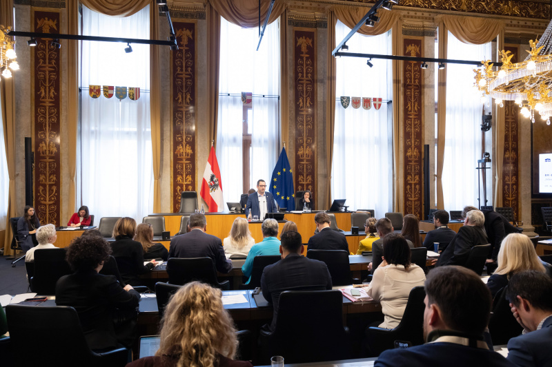 Diskussion. Landtagsabgeordneter Niederösterreich Philipp Gerstenmayer (FPÖ)