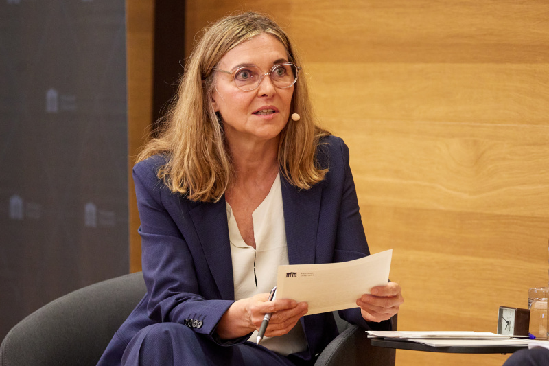 Podiumsdiskussion: Auswege aus der Krise. Moderation. Christa Hofmann - ORF