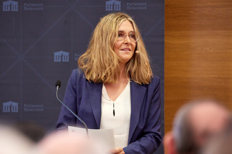 Moderation. Christa Hofmann - ORF