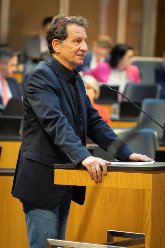 Am Redner:innenpult Nationalratsabgeordneter Christian Oxonitsch (SPÖ)