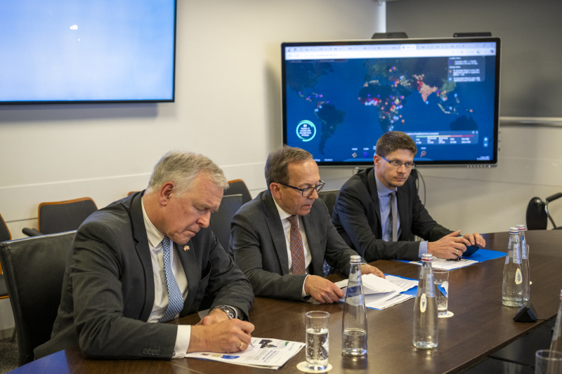 WFP Hauptquartier in Rom. Aussprache. Österreichische Delegation unter der Leitung von Zweiter Nationalratspräsident Peter Haubner (ÖVP) (Mitte)