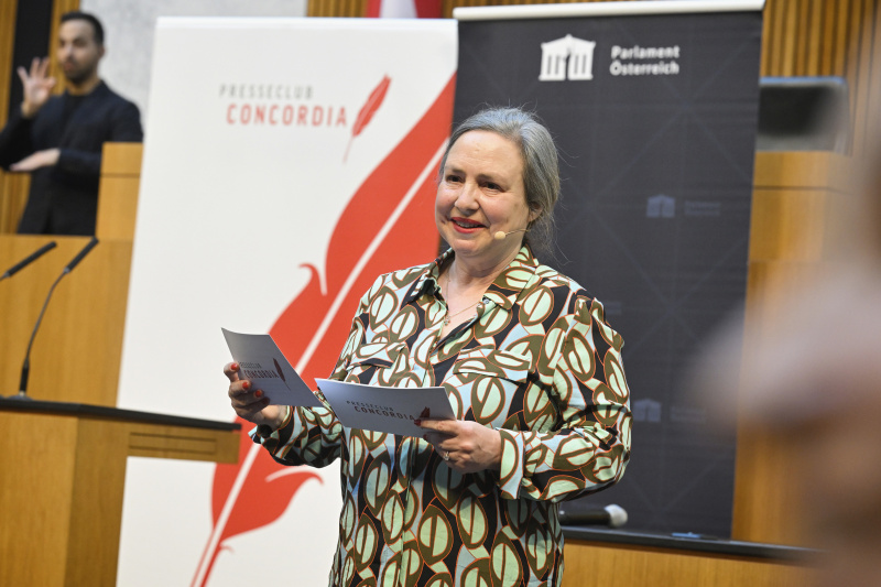 Moderation. Generalsekretärin des Presseclub Concordia Daniela Kraus