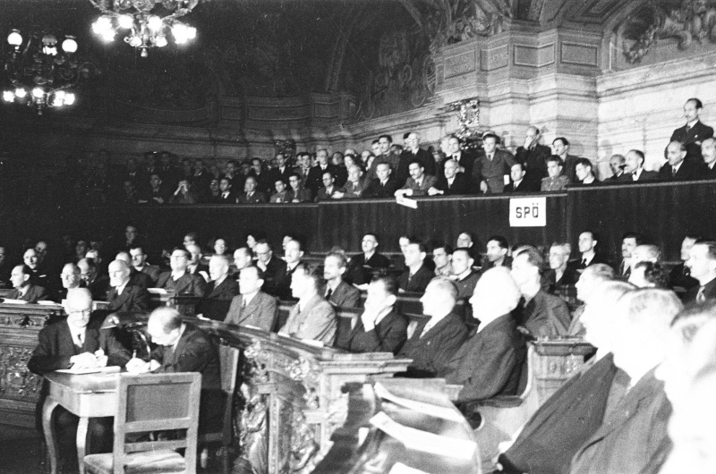 Stenographen bei der Länderkonferenz 1945 