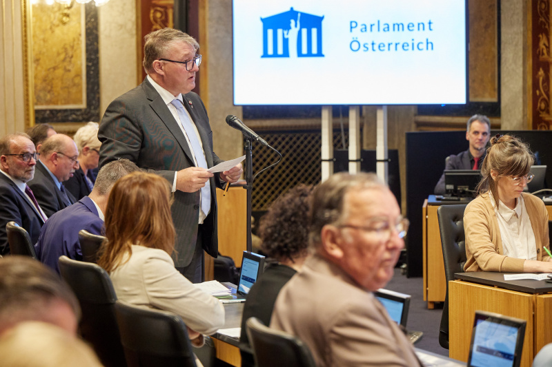 Fragesteller Bundesrat Markus Steinmaurer (FPÖ)