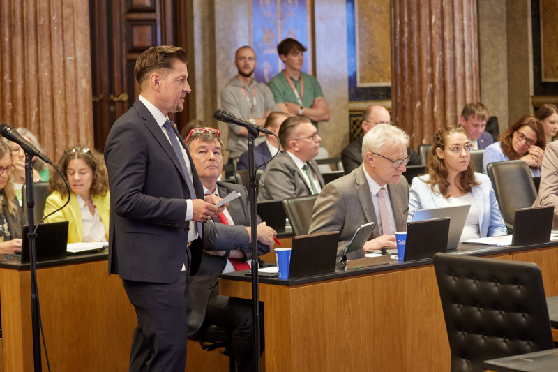 Fragesteller Bundesrat Sandro Beer (SPÖ)