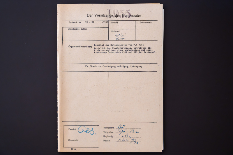 Beschluss der Genehmigung des Staatsvertrags im Bundesrat am 8.6.1955