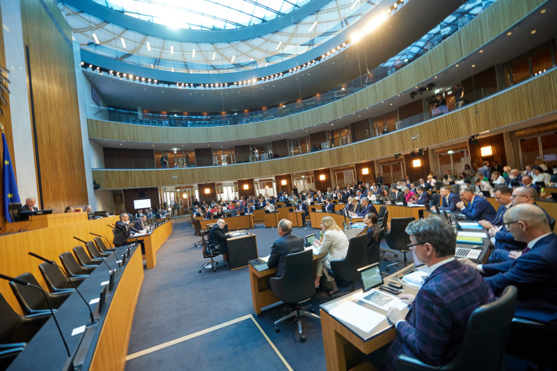 Am Redner:innenpult: Klubobmann Herbert Kickl (FPÖ)