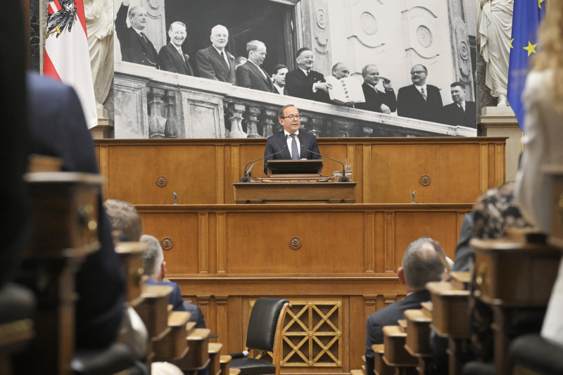 Eröffnungsworte. Zweiter Nationalratspräsident Peter Haubner (ÖVP)