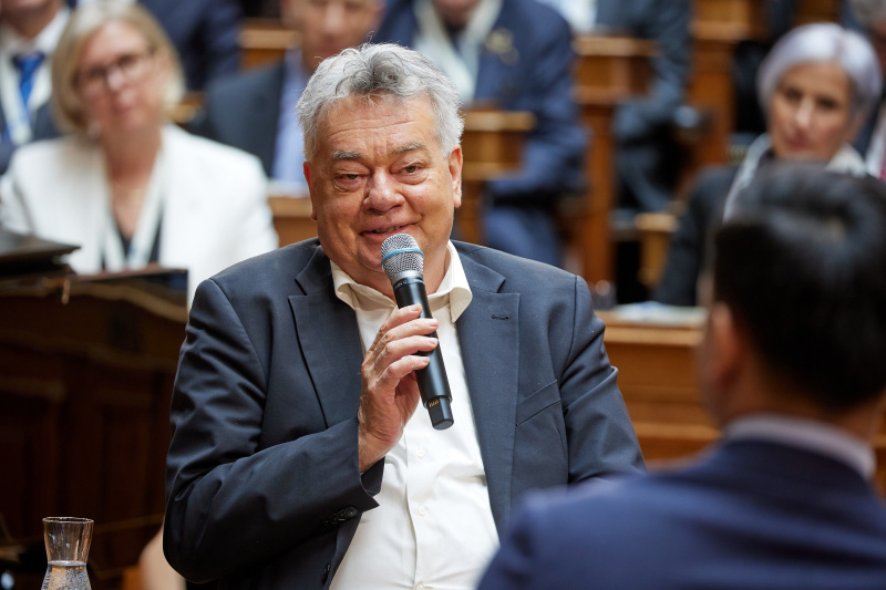 Moderiertes Gespräch. Klubobmann Werner Kogler (GRÜNE)