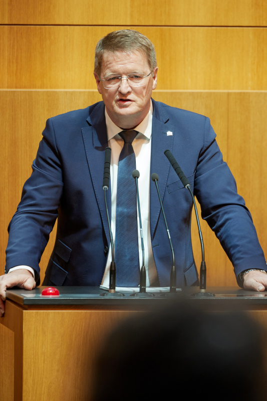 Am Redner:innenpult: Nationalratsabgeordneter Manfred Hofinger (ÖVP)