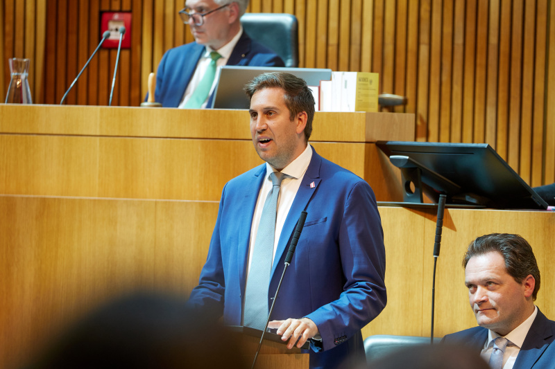 Regierungsbank. Stellungnahme Staatssekretär Alexander Pröll (ÖVP)