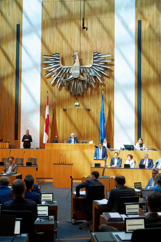 Regierungsbank. Stellungnahme Staatssekretär Alexander Pröll (ÖVP)