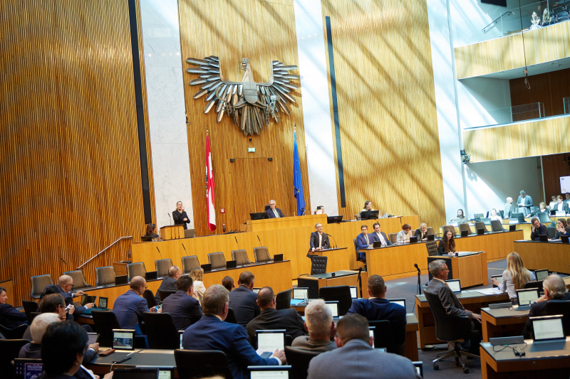 Am Redner:innenpult: Klubobmann Herbert Kickl (FPÖ)