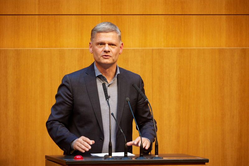 Am Redner:innenpult: Nationalratsabgeordneter Andreas Hanger (ÖVP)