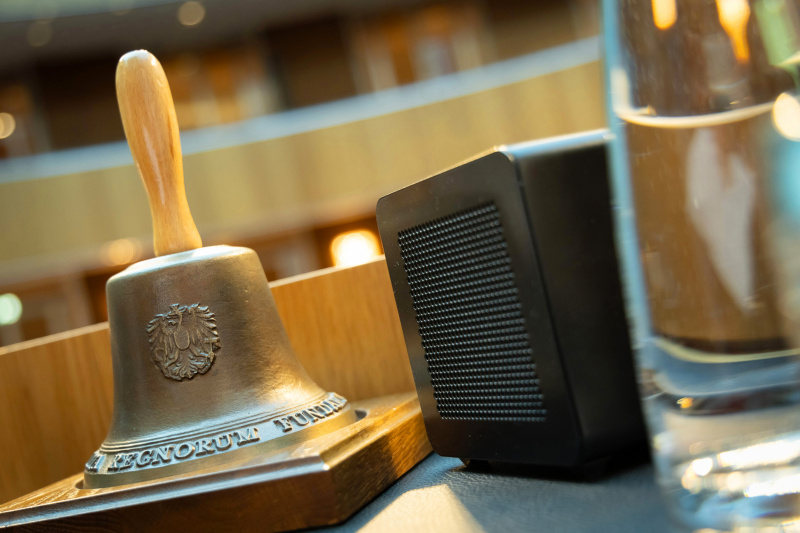 Glocke am Präsidium