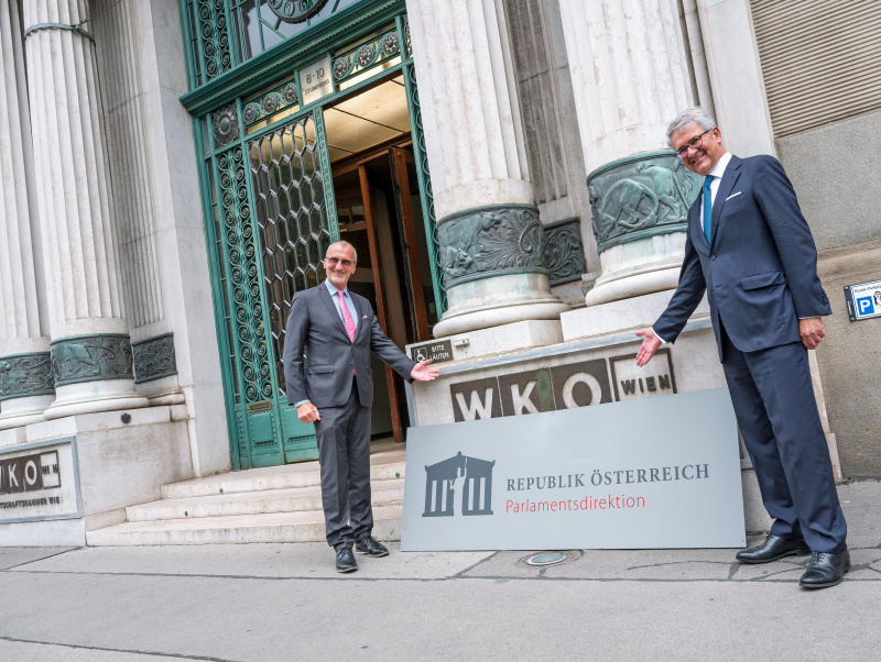 Von links: Direktor der Wirtschaftskammer Wien Meinhard Eckl, Parlamentsvizedirektor Alexis Wintoniak