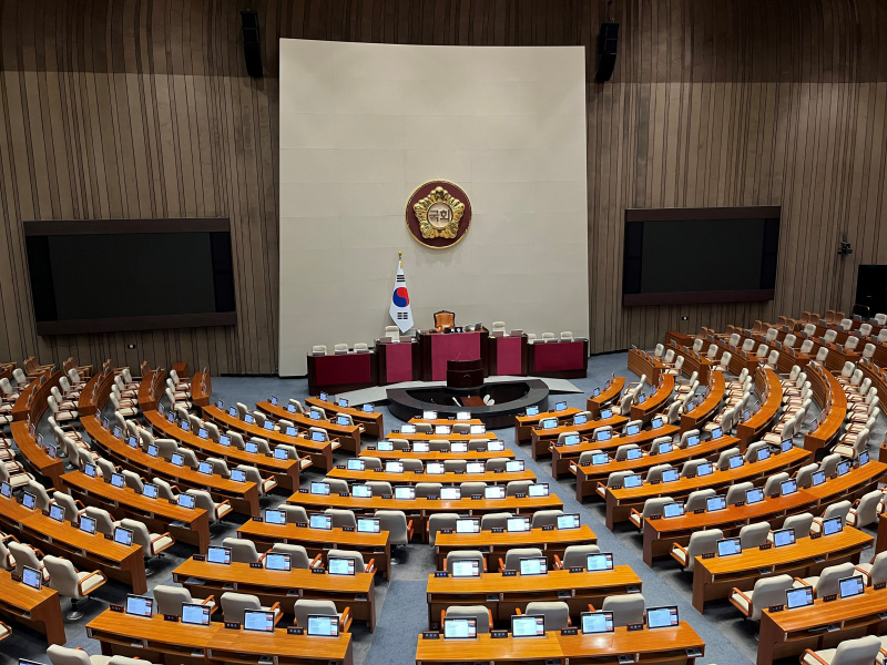 Blick in den Sitzungssaal