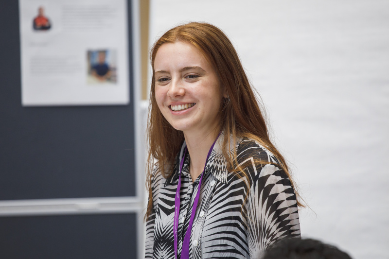 Klubsitzung. Lehrlinge im Gespräch