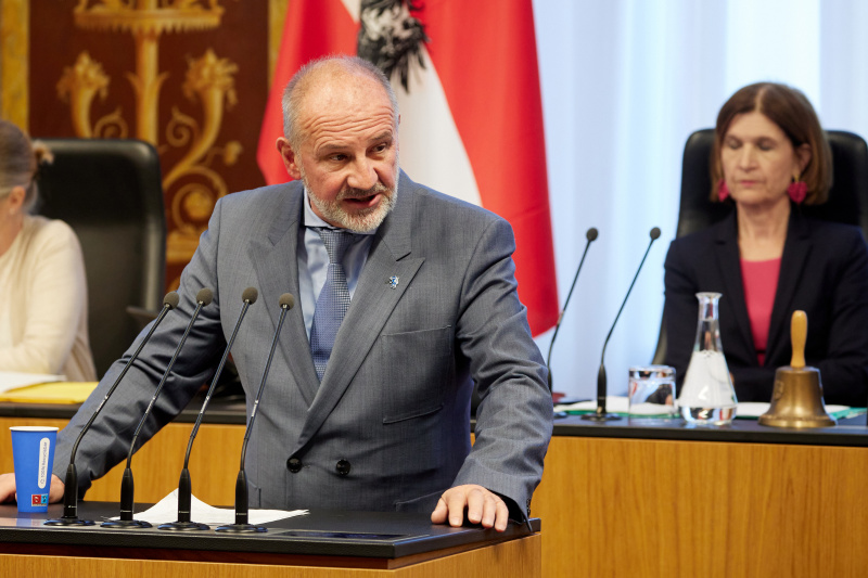 Am Redner:innenpult: Bundesrat Peter Samt (FPÖ)