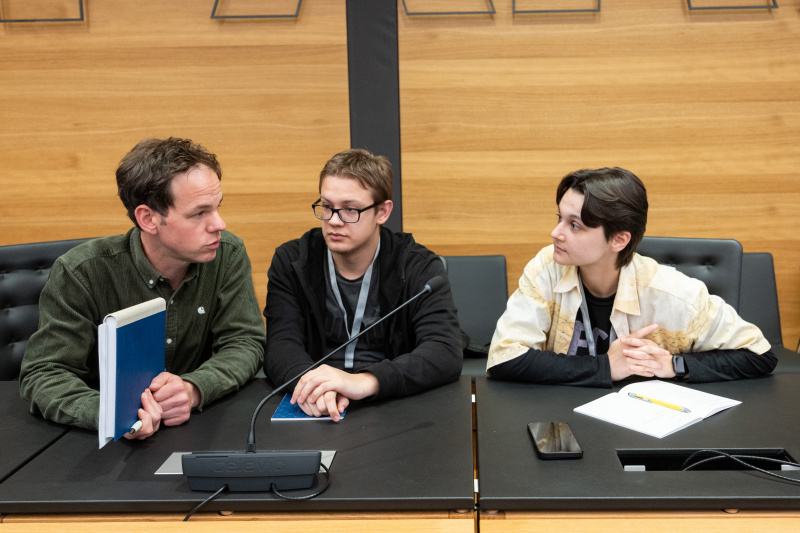 Ausschuss mit Veranstaltungteilnehmer:innen