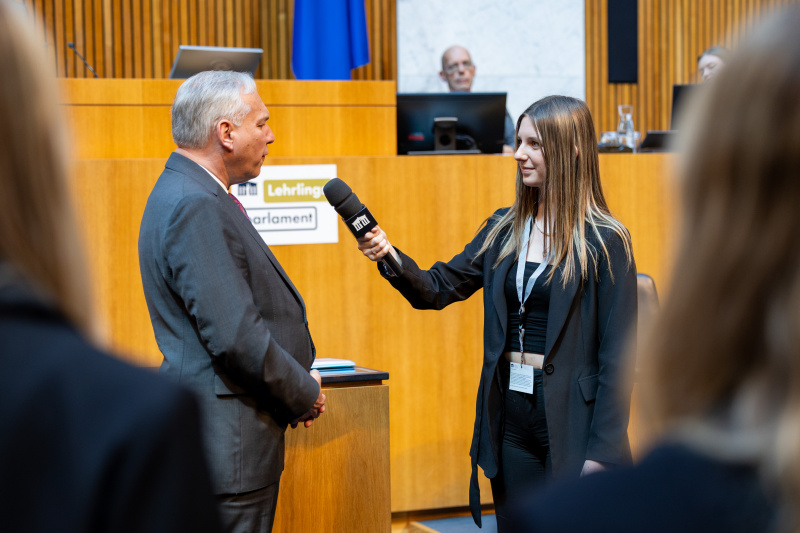 Lehrlingsparlament: Interview Nationalratspräsident Walter Rosenkranz (FPÖ)