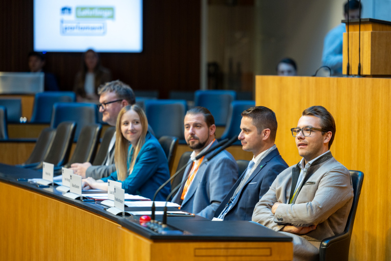 Veranstaötungsteilnehmer:innen