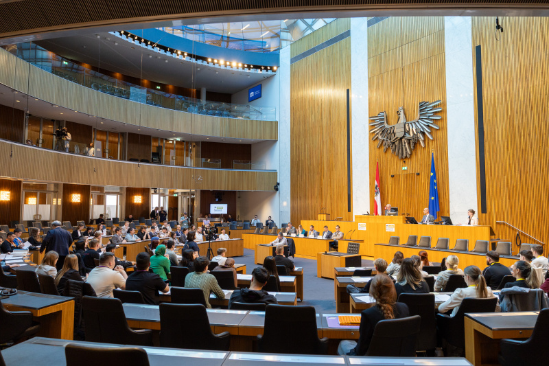 Nationalratssitzung mit Veranstaltungsteilnehmer:innen