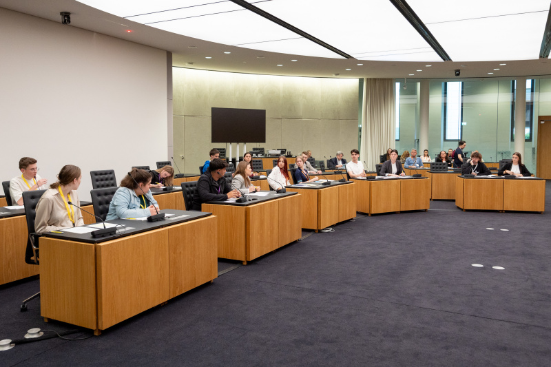 Ausschuss mit Veranstaltungteilnehmer:innen