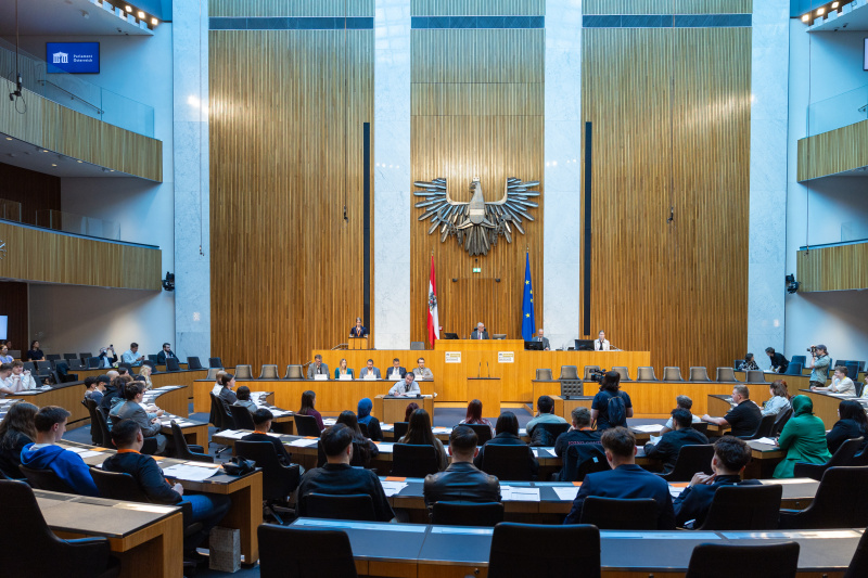 Nationalratssitzung mit Veranstaltungsteilnehmer:innen