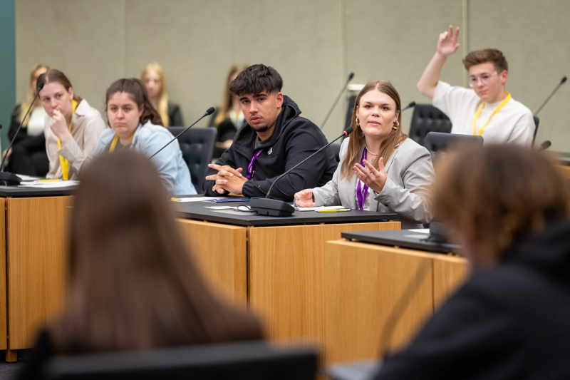 Ausschuss mit Veranstaltungteilnehmer:innen