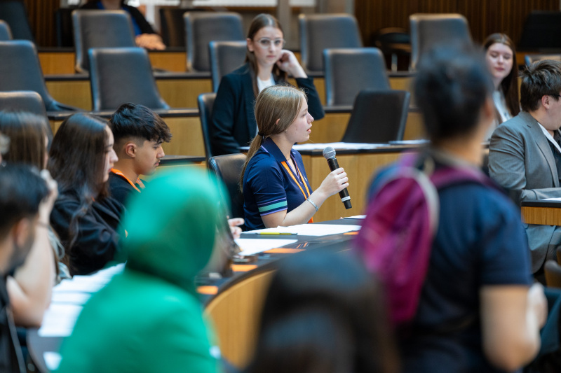 Nationalratssitzung mit Veranstaltungsteilnehmer:innen