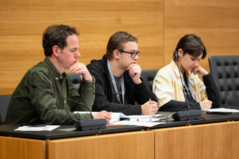 Ausschuss mit Veranstaltungteilnehmer:innen