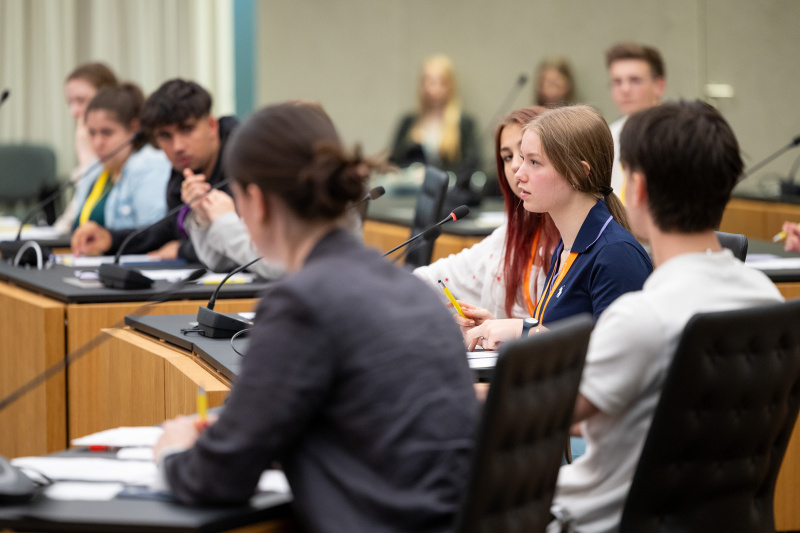 Ausschuss mit Veranstaltungteilnehmer:innen