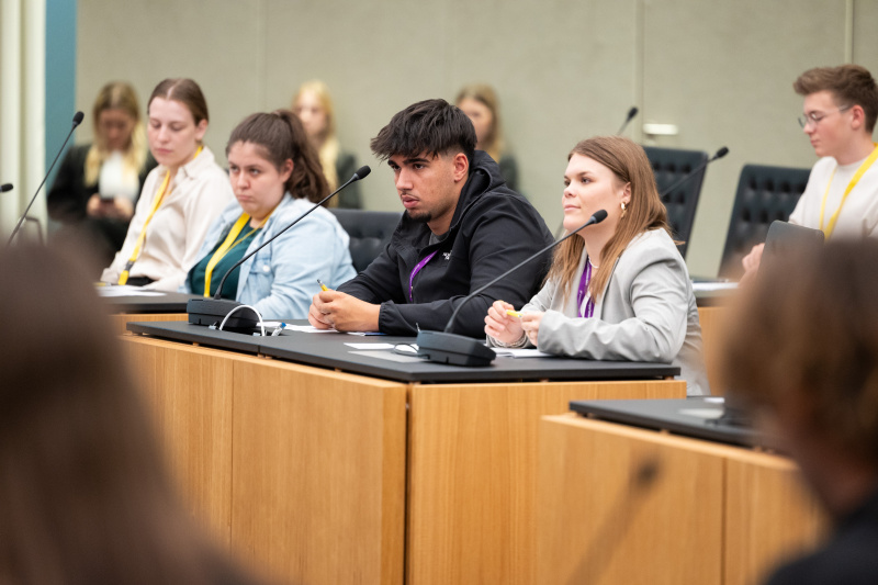 Ausschuss mit Veranstaltungteilnehmer:innen