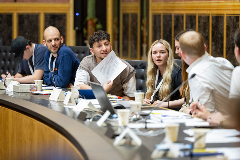 Klubsitzung mit Veranstaltungteilnehmer:innen