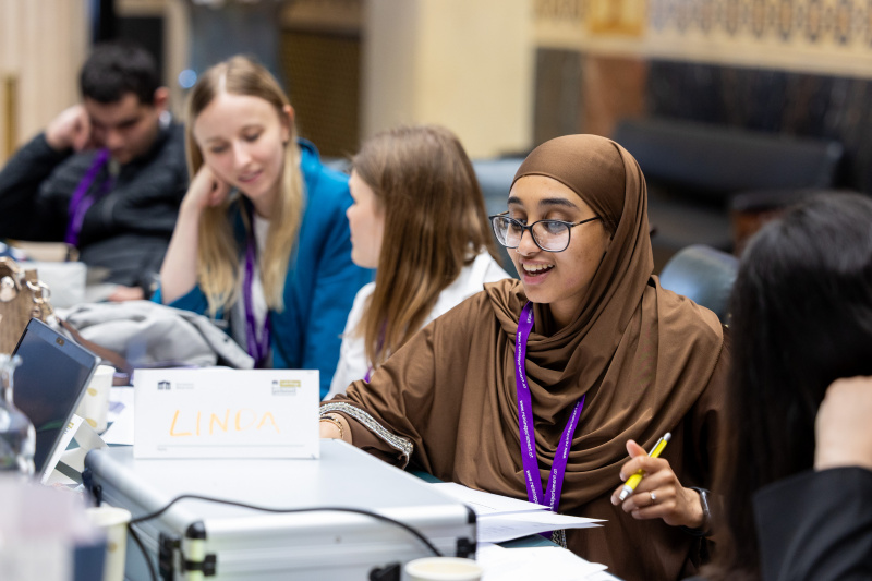 Klubsitzung mit Veranstaltungteilnehmer:innen