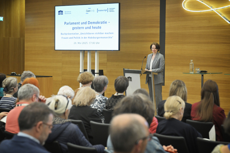 Moderation Karin Schneider